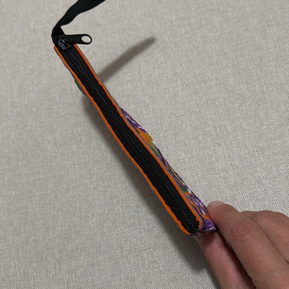 Colorful Embroidered Zip Top Pouch-Like New - Picture 7 of 11